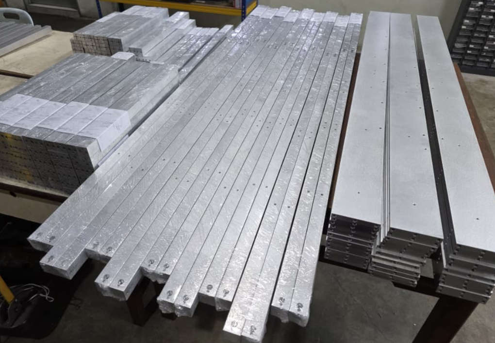 Products & Solutions machinery 03